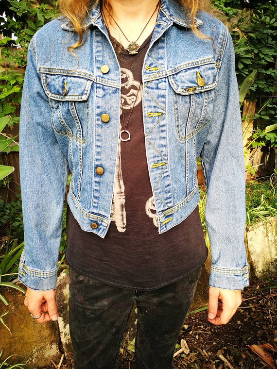 LEE vintage 90s CROPPED blue DENIM jacket / ladies