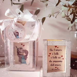 Bomboniere Matrimonio. Lanterne Artigianali in legno. Bomboniere Originali in legno Il Bacio di Hayez. Bomboniere  Personalizzabili