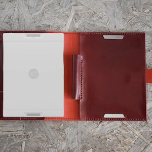 Custodia in pelle per Supernote A6X2 Nomad con magneti e funzione di accensione/spegnimento automatico, realizzata a mano in pelle pieno fiore conciata al vegetale.