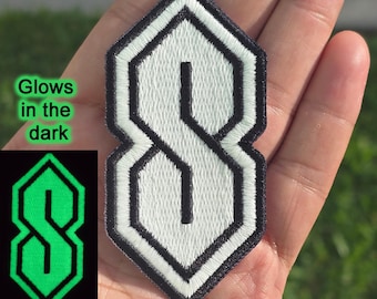 Naszywka haftowana Cool S, świecąca w ciemności