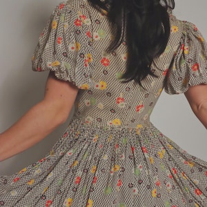 Rare Vintage Neutral Floral Prairie Puffed Sleeve Boho Dress
