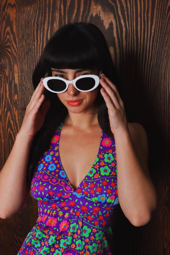 Vintage Inspired Retro 60's Barbie White Round Cateye Sunglasses