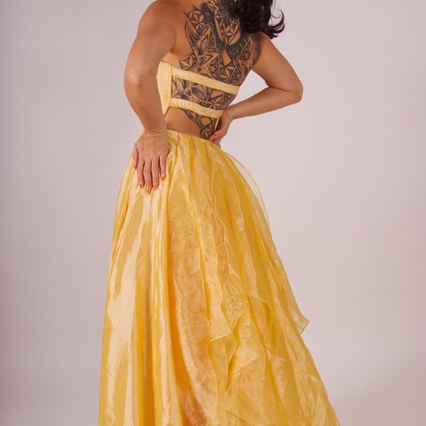 Vintage Y2K 'Jessica McClintock' Yellow Iridescent Backless Rhinestone Formal Dress