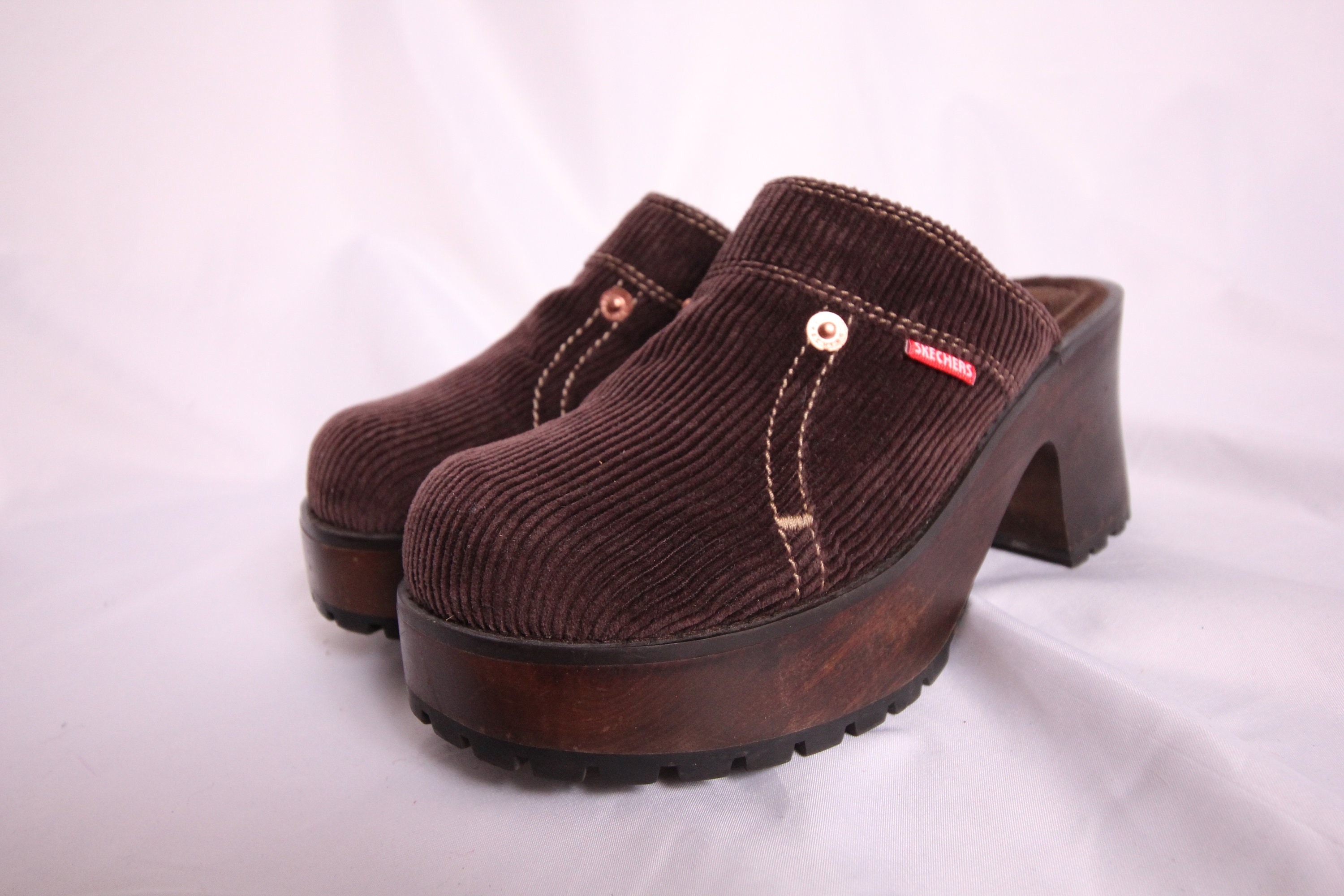 skechers platform clogs