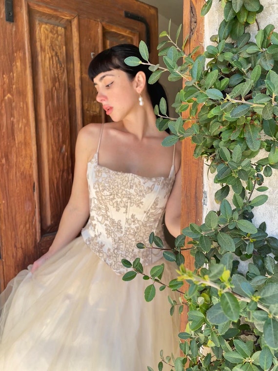 Vintage Y2K Shakespeare Romantic Golden Beige Ballgown Prom or Wedding Dress