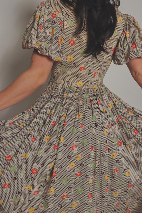 Rare Vintage Neutral Floral Prairie Puffed Sleeve Boho Dress
