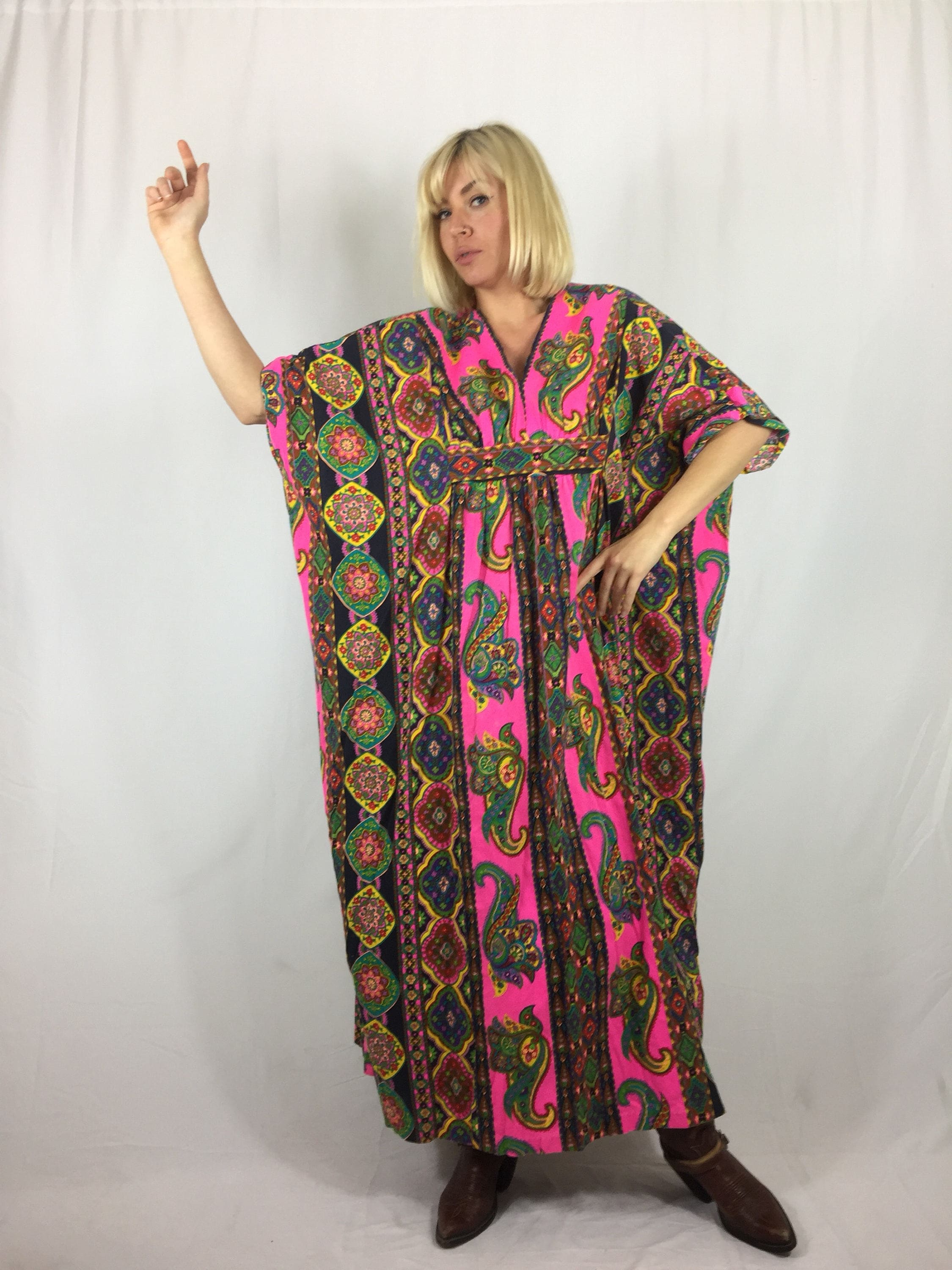 Psychedelic kaftan hotsell