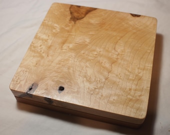 Zucati Dice Base Player Core V1 Original Standard (Case - Vault - Holder) in Cherry and Birdseye White Maple