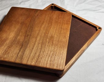 Zucati Dice Base Player Core V2 (Case - Vault - Holder) in Cherry Wood