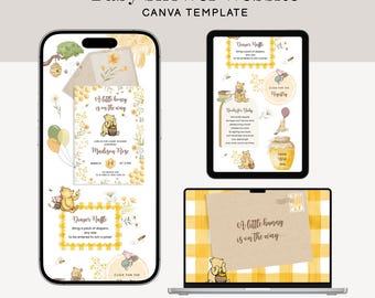 Puede incluir: Una plantilla de sitio web para baby shower que se muestra en un teléfono, una tableta y una computadora portátil. El diseño presenta un tema de Winnie the Pooh con acentos amarillos y blancos, panales y el texto "A little honey is on the way."