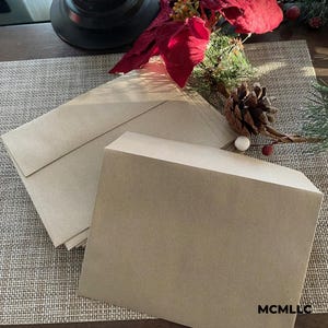 Enveloppes Kraft - Convient pour des cartes de 5 x 7 - Qualité supérieure - 100 % recyclé - EXPÉDITION LE MÊME JOUR - Enveloppes de sac en papier, Invitation artisanale, 25 qté