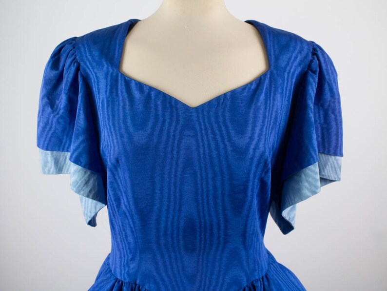 Made In Italy Costume Dress Pouf Skirt Blue Light Blue Color Train Dress Wide Shoulders Scenic Dress Sartorial 50s Vintage Dress
