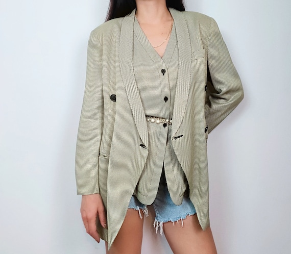 Mani by Armani 80s Blazer, Vintage Eighties Jacket, With Gilet, Two Pieces Set, Vichy Squares, Gold Color, Pied De Poule, Blazer and Gilet - Etsy Mani by Armani 80s Blazer, Vintage Eighties Jacket, With Gilet, Two Pieces Set, Vichy Squares, Gold Color, Pied De Poule, Blazer and Gilet - Etsy