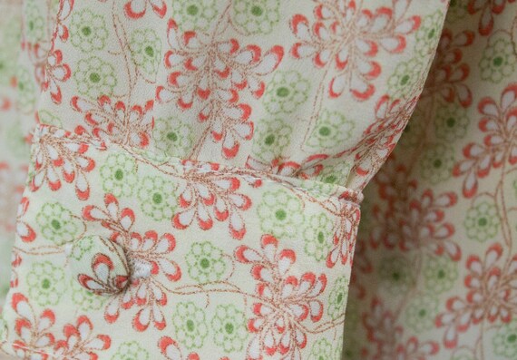 70s Vintage Blouse, Viscose Floral Shirt, Long Sl… - image 10