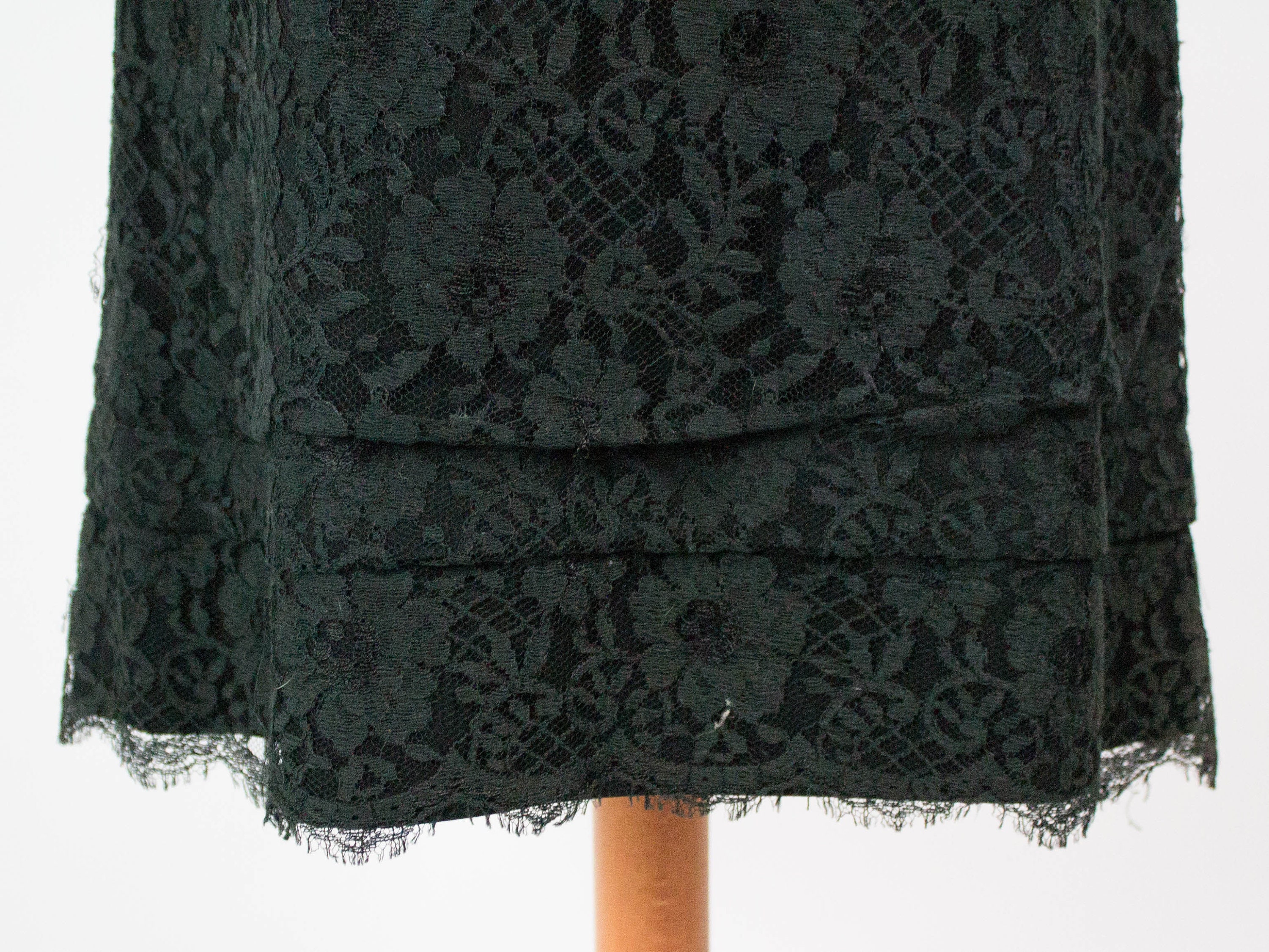 Vintage Black Lace Unique Vintage 1940s Black Lace Swing Dress Vintage Black Lace Unique Vintage 1940s Black Lace Swing Dress