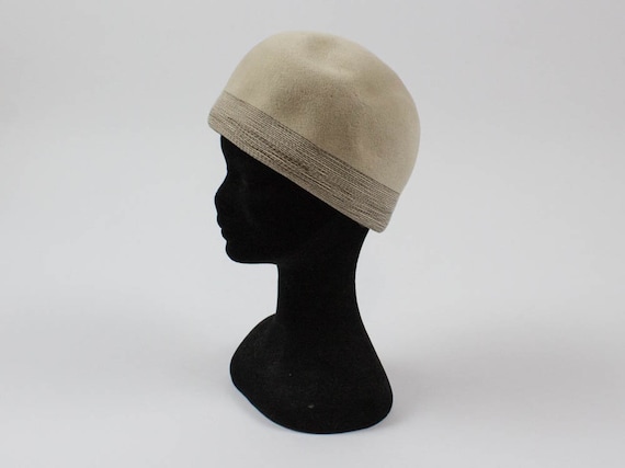 50s Vintage Hat, beige Color, Wool Material, Pill… - image 2