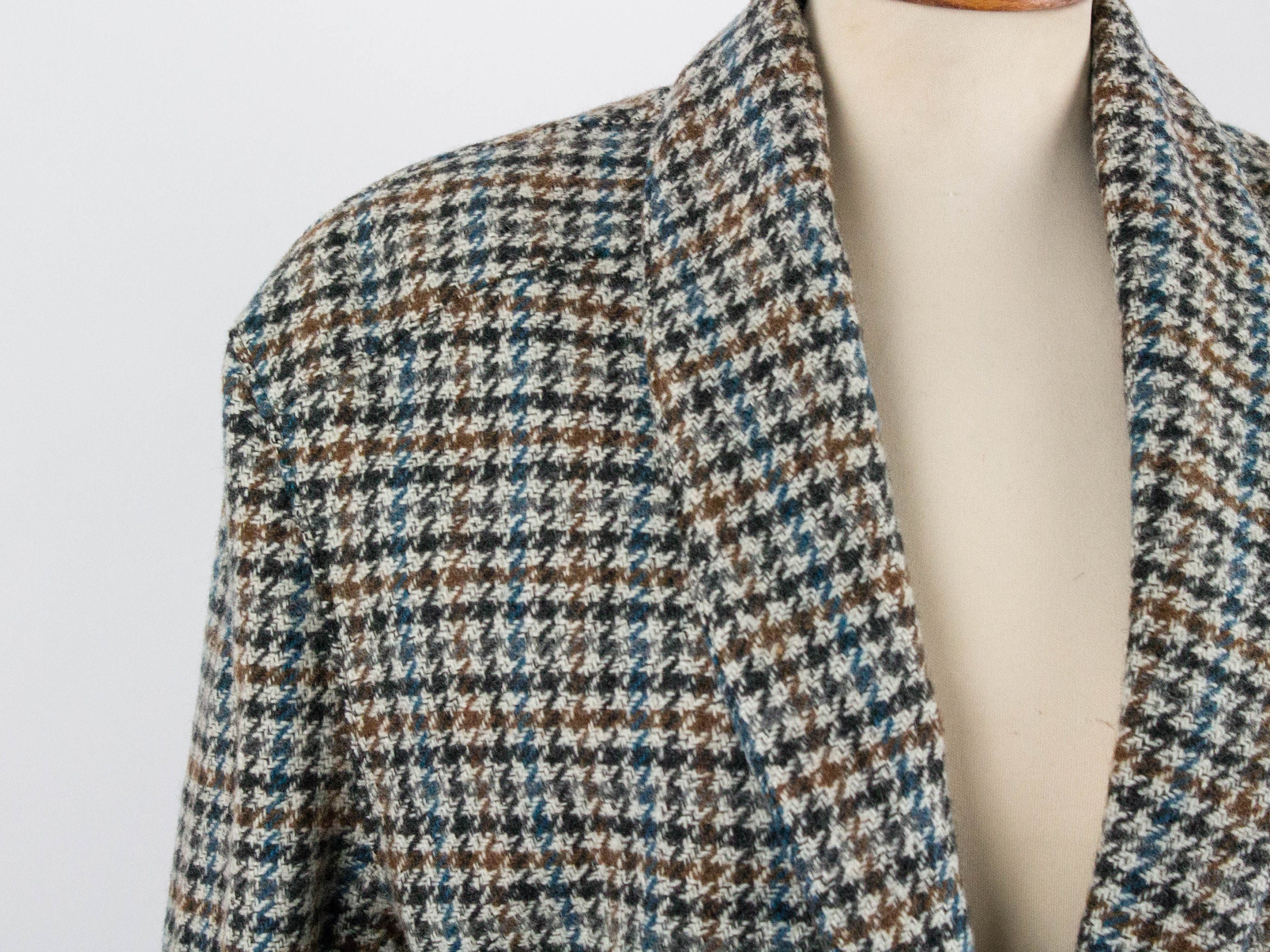 80's Brown Plaid Cropped Wool Blazer by J.G. Hook
