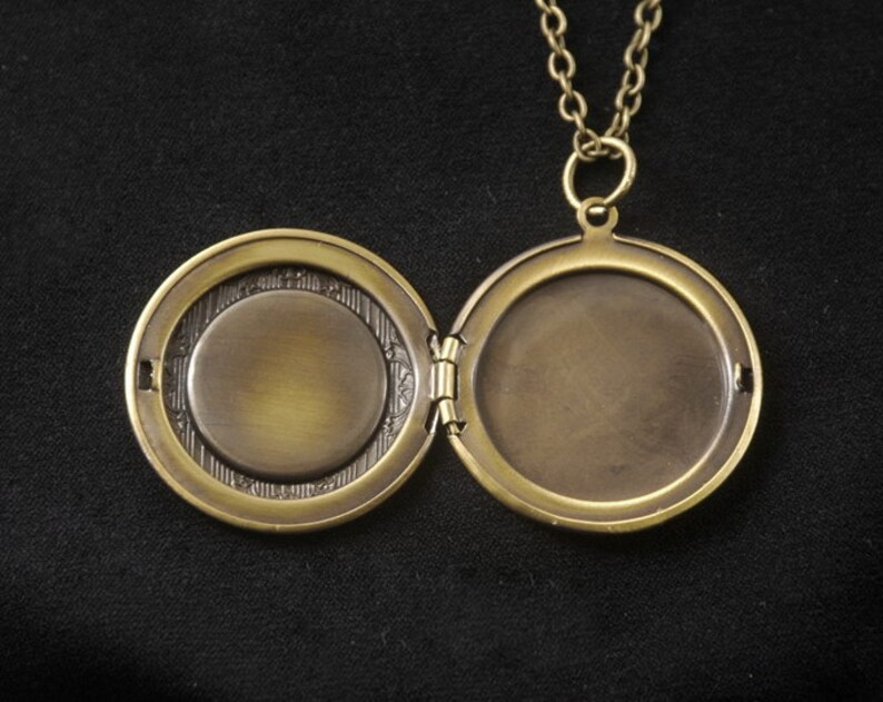 Spider man locket Clearance