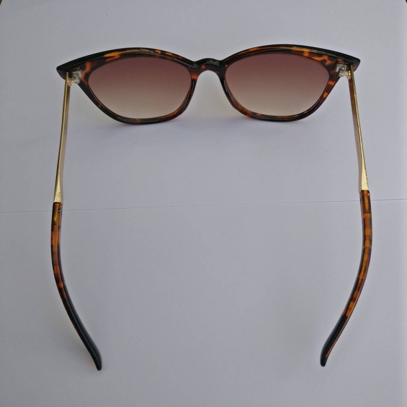 Deadstock Sunglasses tortoise shell UV protected