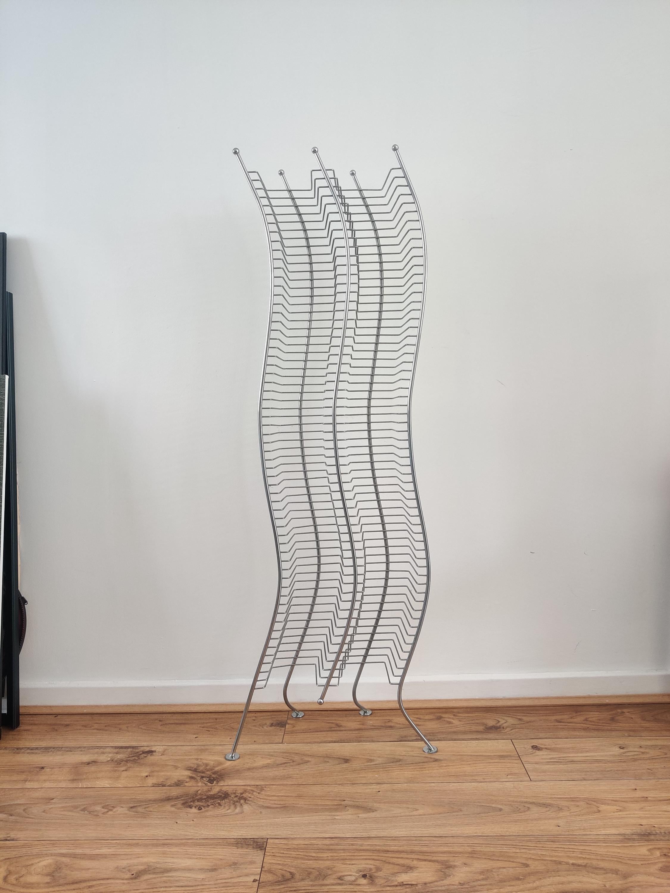 ポストモダン　大容量WAVE CDラック　CDタワー Huge Wavey Wire CD Tower, Post Modern, Very Tall Holds 120 Cds