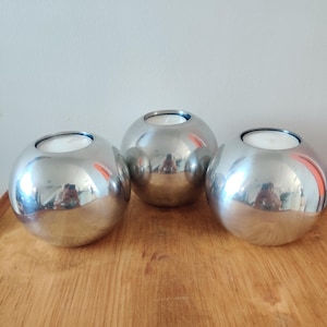 Vintage Ikea NÄSSJÖ set of 3 Spherical Aluminum Candle Holder, post modern space age y2k