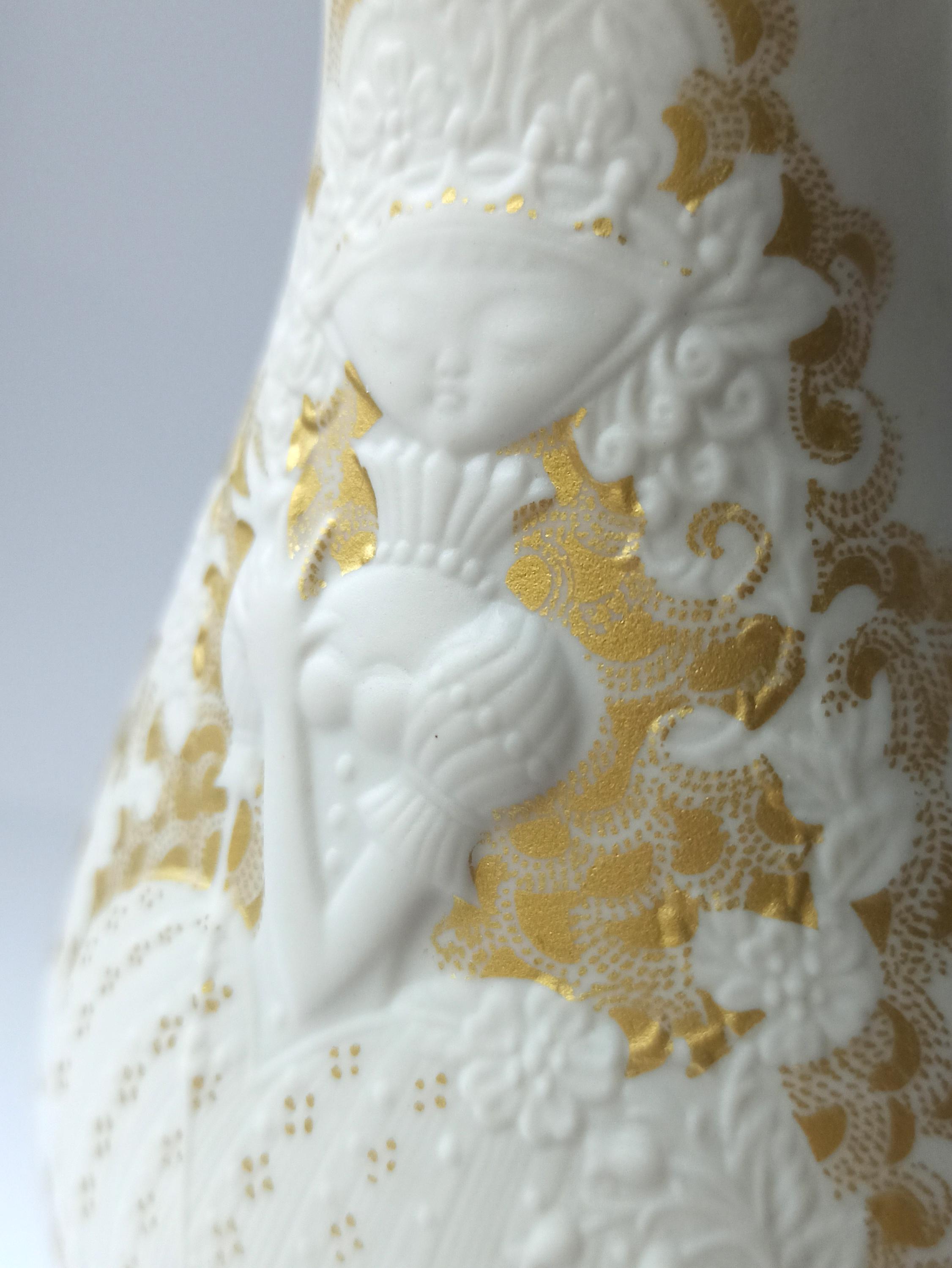 花瓶　Kaiser    Rhapsodie Vintage KAISER VASE, POTTERY, by Manfred Frey Rhapsodie, White