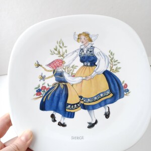 Rorstrand Sweden Sverigedrakten Swedish National Costume Collectible Plate image 6