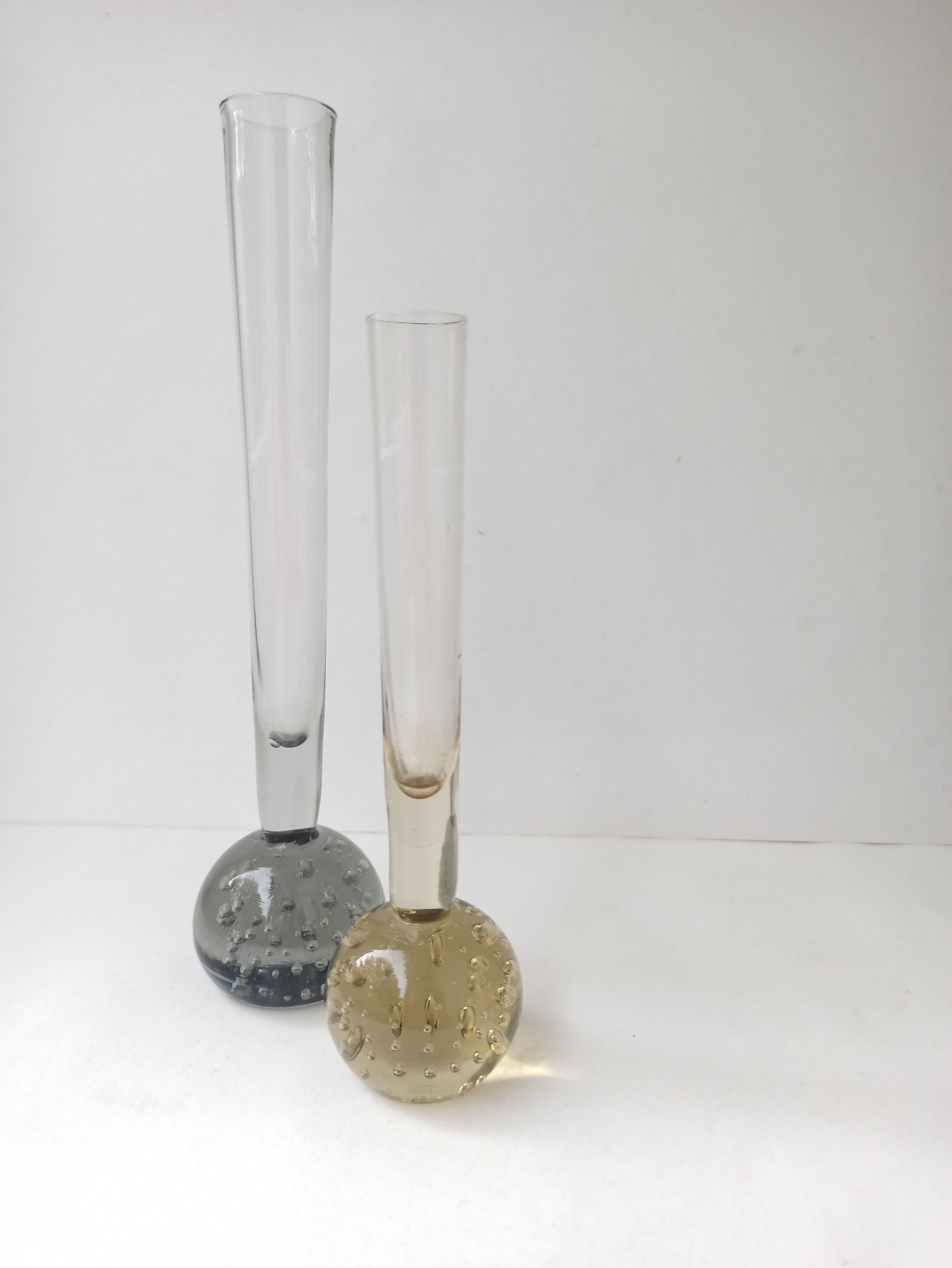 ビンテージ！バブルガラス　気泡入り　ブルーガラス　一輪挿し　花瓶　2個 ビンテージ！バブルガラス 気泡入り ブルーガラス 一輪挿し 花瓶 2個