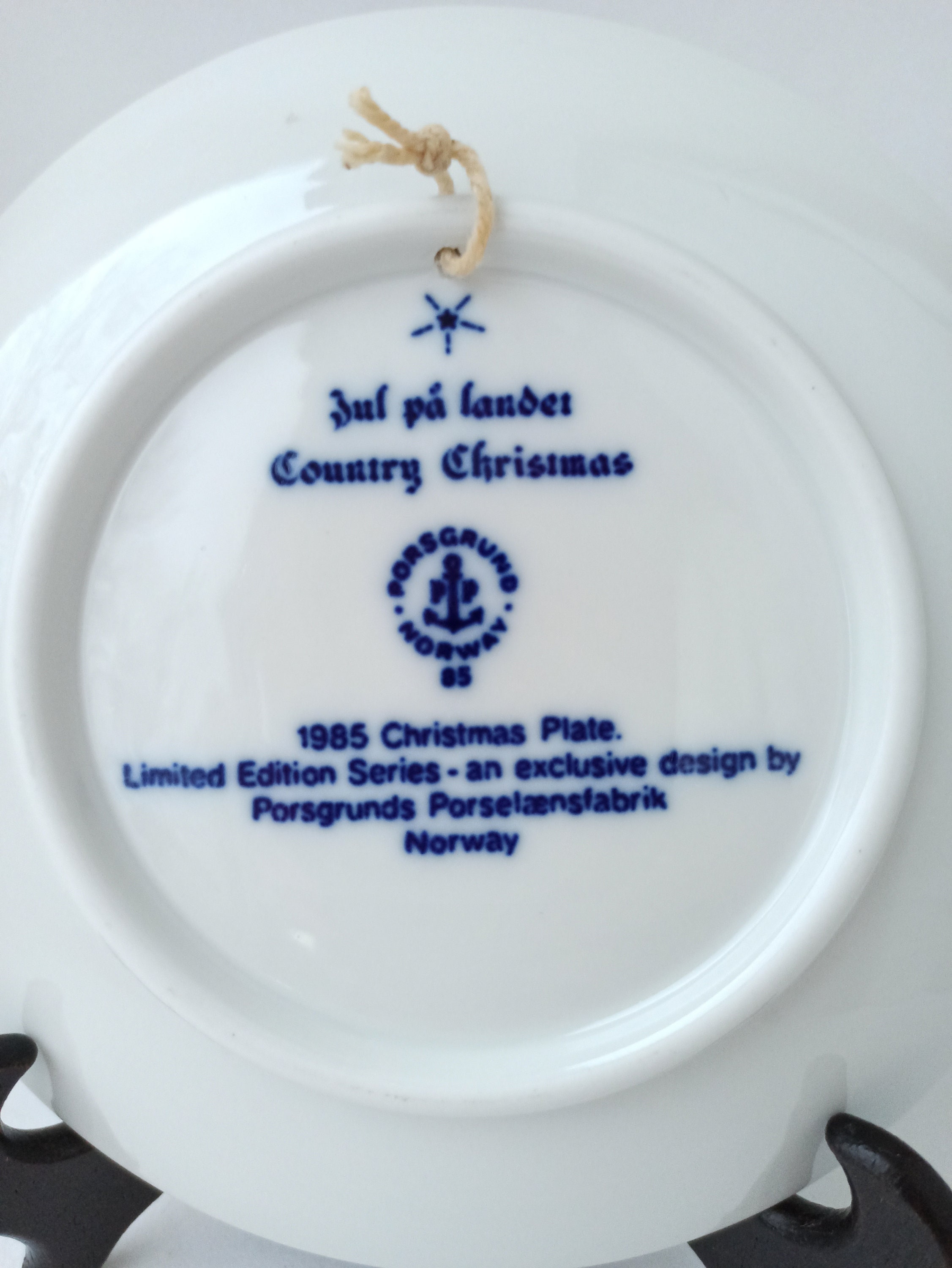 JULEN PORSGRUND NORWAY Country Christmas Vintage Collectible