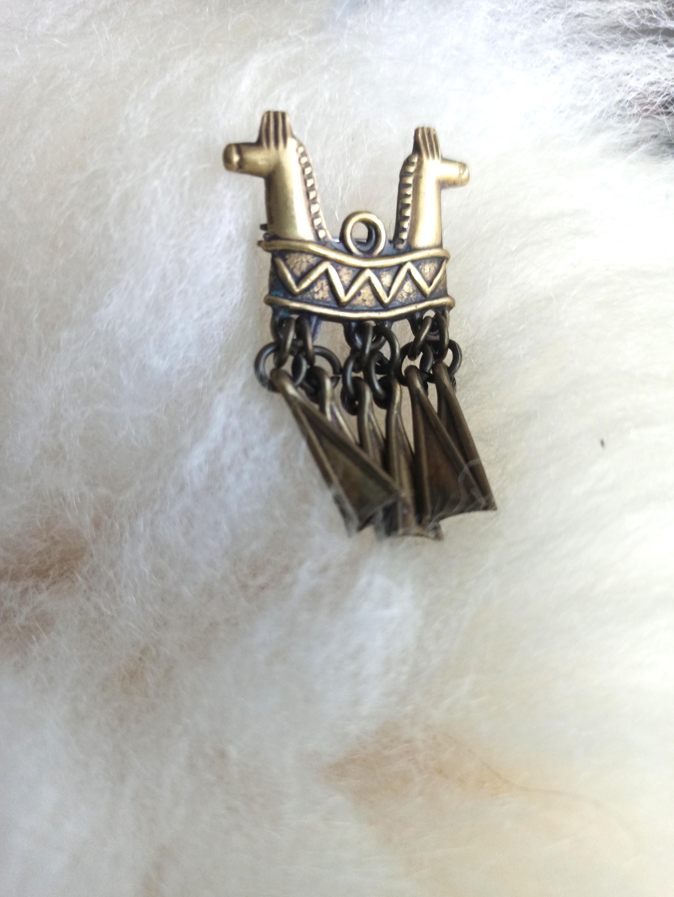 Broche Finlandaise Kalevala Koru - Style Celtique En Laiton - 27x25mm - Occasion