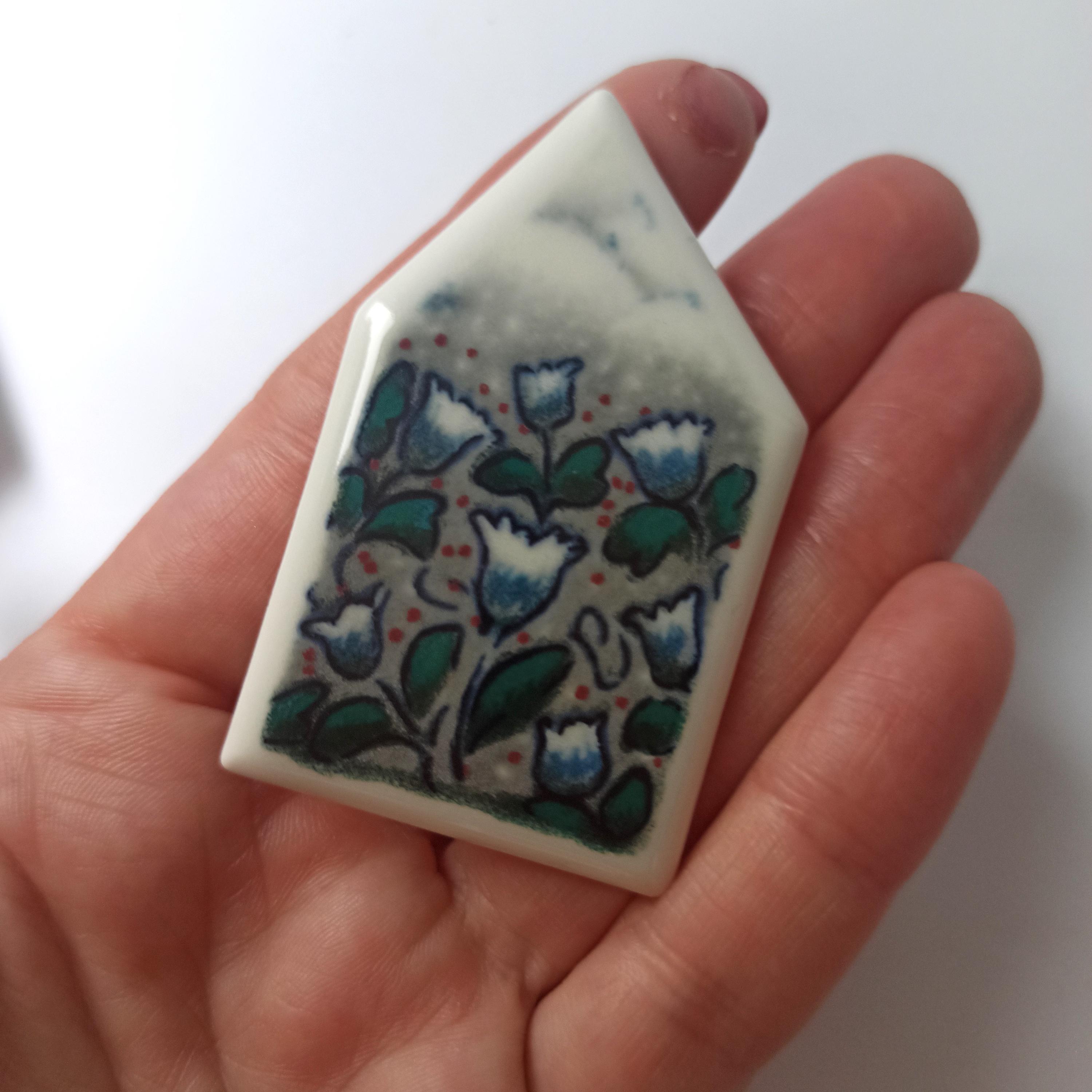 Arabia Vintage Brooch Design Heljä Liukko-sundström Finland - Etsy