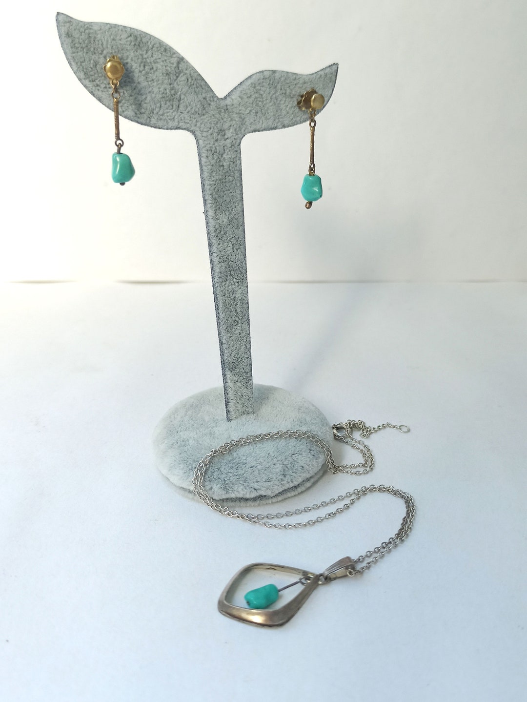 Boucles D'oreilles Pendantes En Argent 925 Avec Pépites De Turquoise - XXe Siècle - Très Bon état