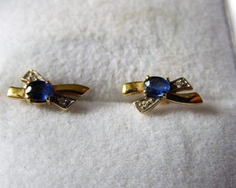 Belle .9ct saphir et boucles d’oreilles diamant et or blanc. Poinçons Français