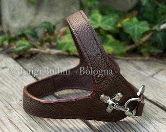 Dog harness, made in soft genuine Italian leather, brown color