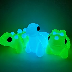 3 pack Baby Dinosaur Glow in the dark Articulated Fidget Toy, 3D printed, Triceratops, Brontosaurus, Stegosaurus, Party favors: