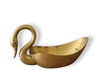 Brass Swan/ Swan Planter/ Vintage Brass Swan Dish/ Brass Catchall / Catchall Dish/ Small Brass Planter/ Catchall Bowl/ Air Plant/ Ring Dish