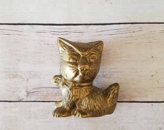 Brass Cat Figurine/ Brass Cat statue/ Brass Cat/ Brass Animal Figurine/ Brass Statue/ Cat Gift/ Gift for Cat Lover/ Brass Paperweight