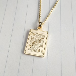 Collar de Rey de Corazones, Collar de As de Picas, Collar de Nueve de Corazones, Collar de Siete de Corazones, Collar de Jota de Corazones, Collar de Reina de Corazones