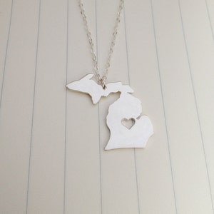 Silver Michigan State Necklace,MI State Necklace,Michigan State Charm Necklace,State Shaped Necklace  With A Heart