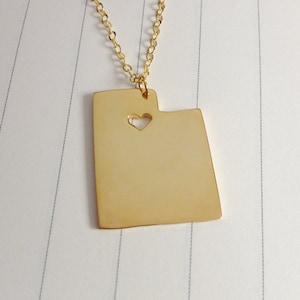 Gold Utah State Necklace,UT State Necklace,Utah State Charm Necklace,State Shaped Necklace  With A Heart