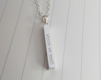 Collar de barra vertical simple, collar de barra con nombre en plata esterlina, collar de barra grabada, collar de barra larga de plata, collar de barra personalizado
