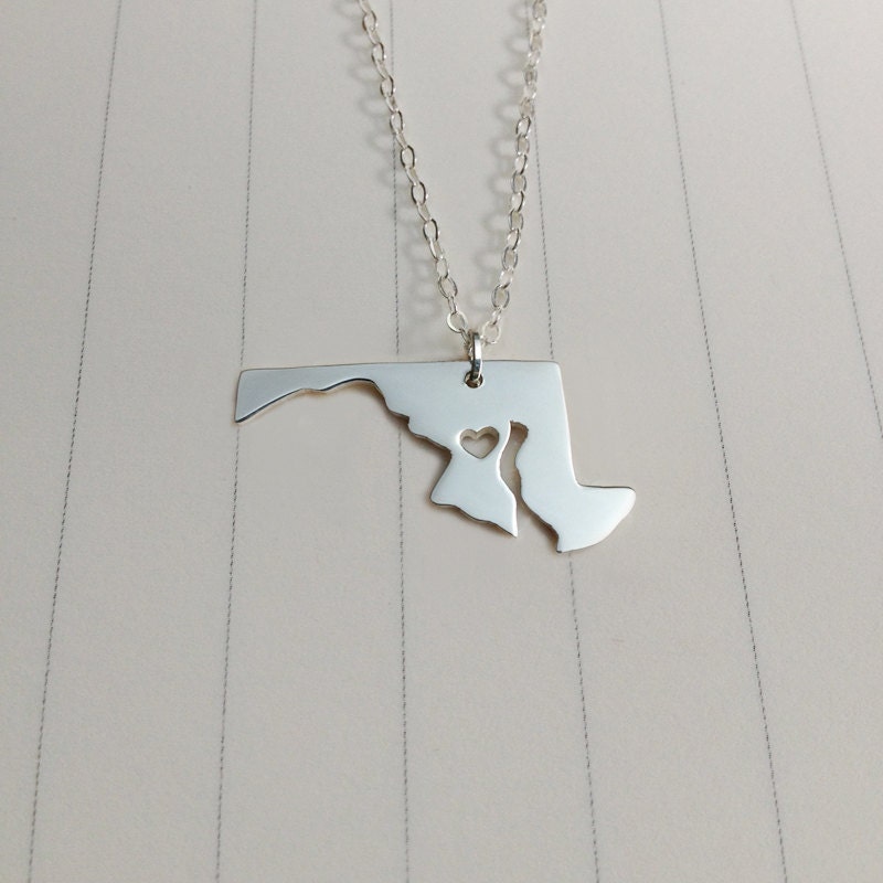 Maryland State Charm Necklace,MD State Necklace,Silver Maryland State Necklace,State Shaped Necklace  With A Heart