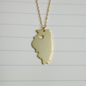IL Zustand Halskette, Illinois Zustand Charme Halskette, Gold Zustand Halskette, Zustand geformt Halskette mit einem Herz