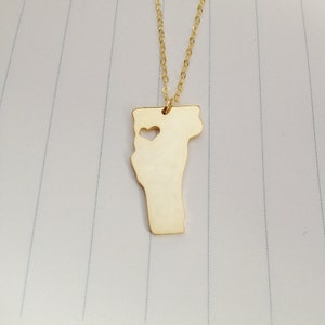 Vermont State Charm Necklace,Gold Vermont State Necklace,VT State Necklace,State Shaped Necklace  With A Heart