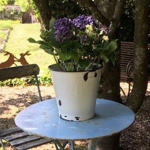 Vintage French White Enameled bucket with wooden handle / white enamel with blue rim