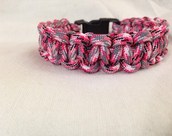 Pink Camo 550 Paracord Bracelet