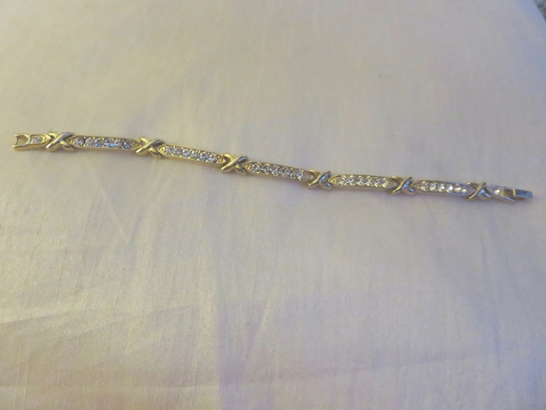 Vintage diamente gold tone link bracelet