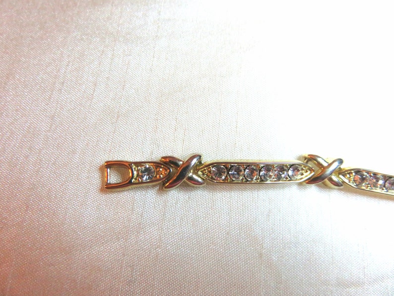 Vintage diamente gold tone link bracelet