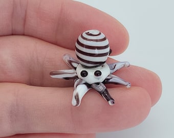 Mini One Inch Glass Striped Octopus - Miniature Handmade Glass Animal Sea Creature Figure - Small Novelty Gift Trinket