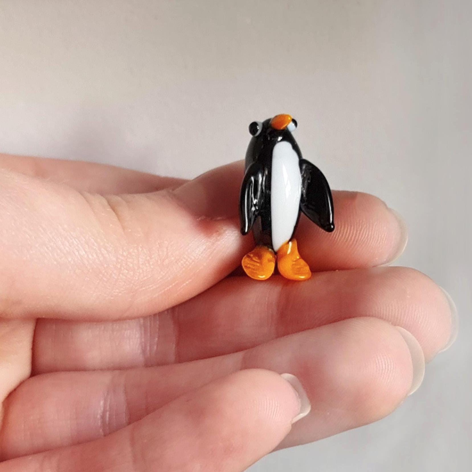 ペンギン　ガラス細工 ガラス細工｜日光浴ペンギン｜フォーカートグラスワークスガラス